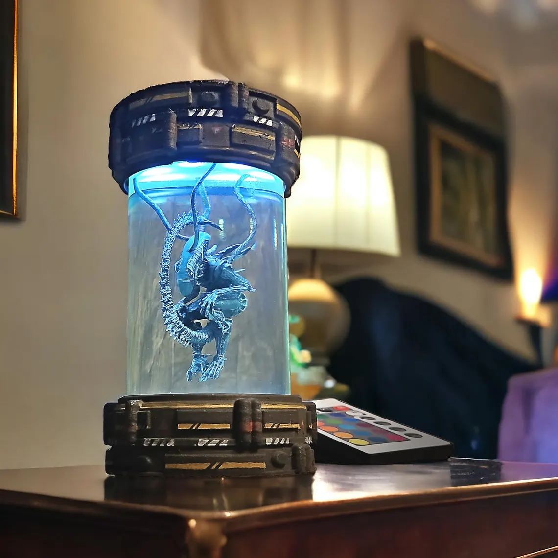 🎄Christmas Three-Day🎁DeliveryAlien Xenomorph Resin Lamp