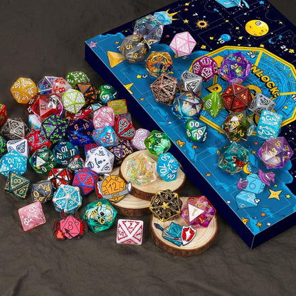 🎄🎲2025 Christmas Dice Advent Calendar -with 24 holes Include Badge