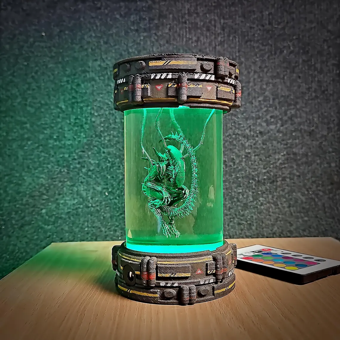 🎄Christmas Three-Day🎁DeliveryAlien Xenomorph Resin Lamp