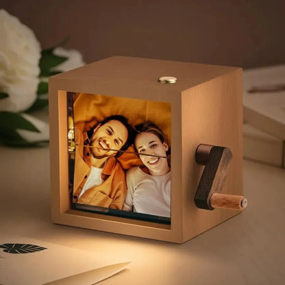 💞Hand-Crank Photo Box – Relive Your Favorite Memories❤️