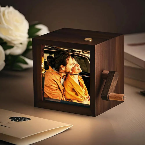 💞Hand-Crank Photo Box – Relive Your Favorite Memories❤️