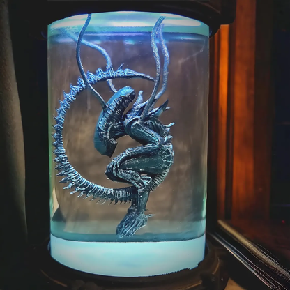 🎄Christmas Three-Day🎁DeliveryAlien Xenomorph Resin Lamp