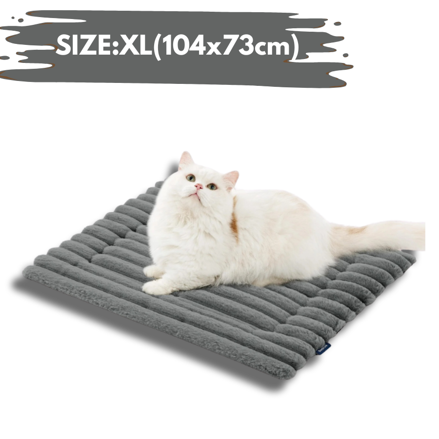 Self-Warming Cat & Dog Mat: Thermal Pet Bed Pad for Indoor/Outdoor Non-Slip & Extra Warm