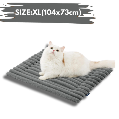 Self-Warming Cat & Dog Mat: Thermal Pet Bed Pad for Indoor/Outdoor Non-Slip & Extra Warm