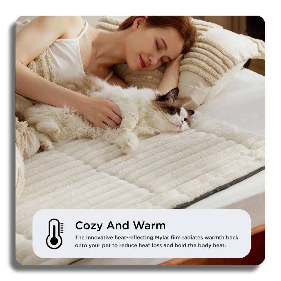Self-Warming Cat & Dog Mat: Thermal Pet Bed Pad for Indoor/Outdoor Non-Slip & Extra Warm