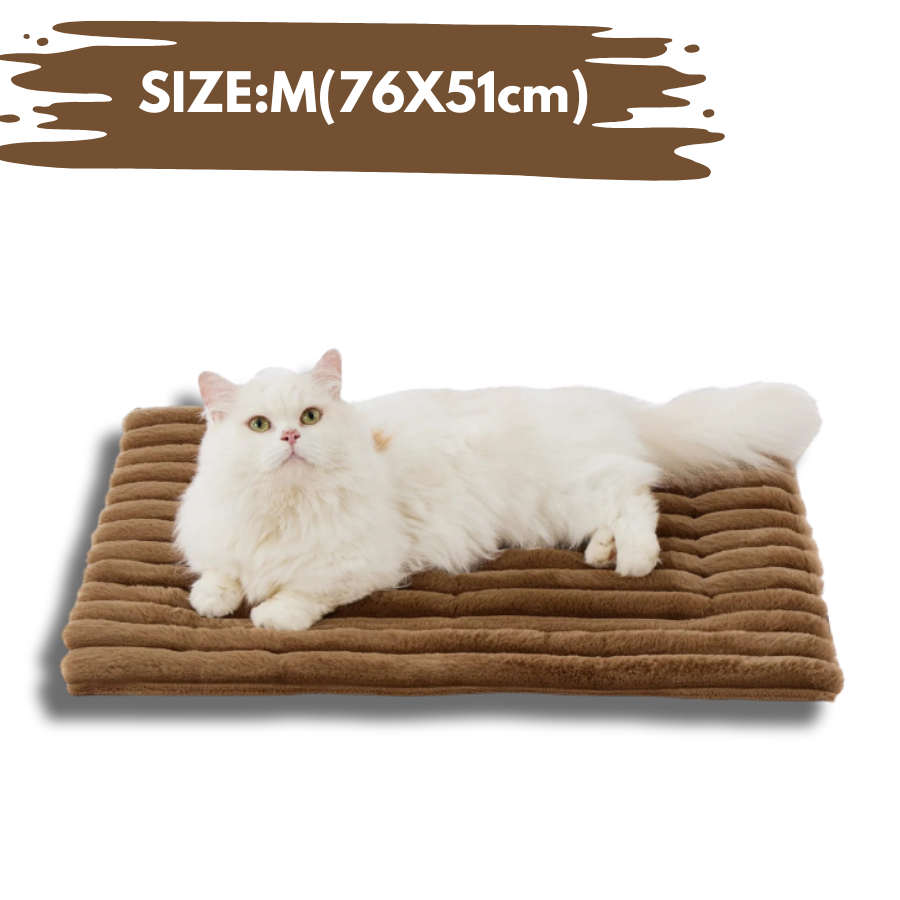 Self-Warming Cat & Dog Mat: Thermal Pet Bed Pad for Indoor/Outdoor Non-Slip & Extra Warm