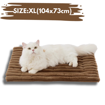 Self-Warming Cat & Dog Mat: Thermal Pet Bed Pad for Indoor/Outdoor Non-Slip & Extra Warm