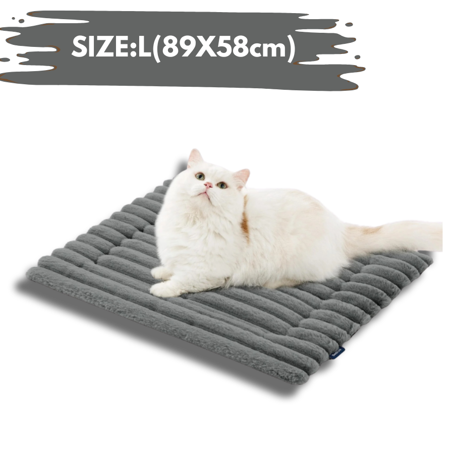 Self-Warming Cat & Dog Mat: Thermal Pet Bed Pad for Indoor/Outdoor Non-Slip & Extra Warm