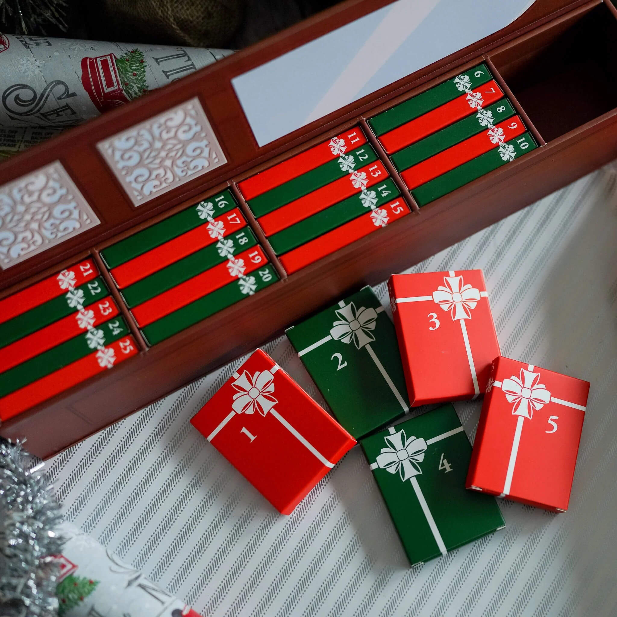 Christmas Gift 2025 - Mini Book Ornament Advent - Trending Gift For Season 2025 - Mini Book Ornament Advent
