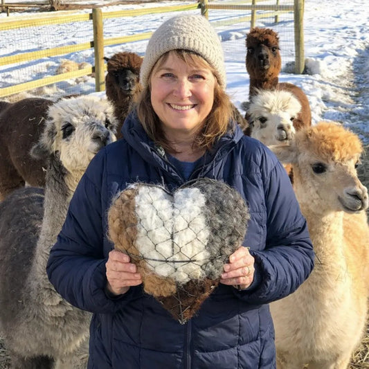🕊️🕊️ Handmade Alpaca Fiber Bird Nesting Heart🕊️🕊️