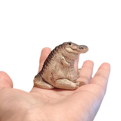 🐊  Chubby Mini Crocodile Resin Figurine – Cute Desk Pet & Cozy Home Decor Accent