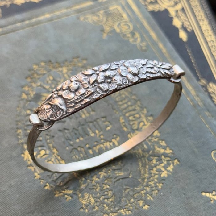 🔥LAST DAY 54% OFF✨Handmade Sterling Spoon Bangle - Crafted from Authentic Vintage Silverware