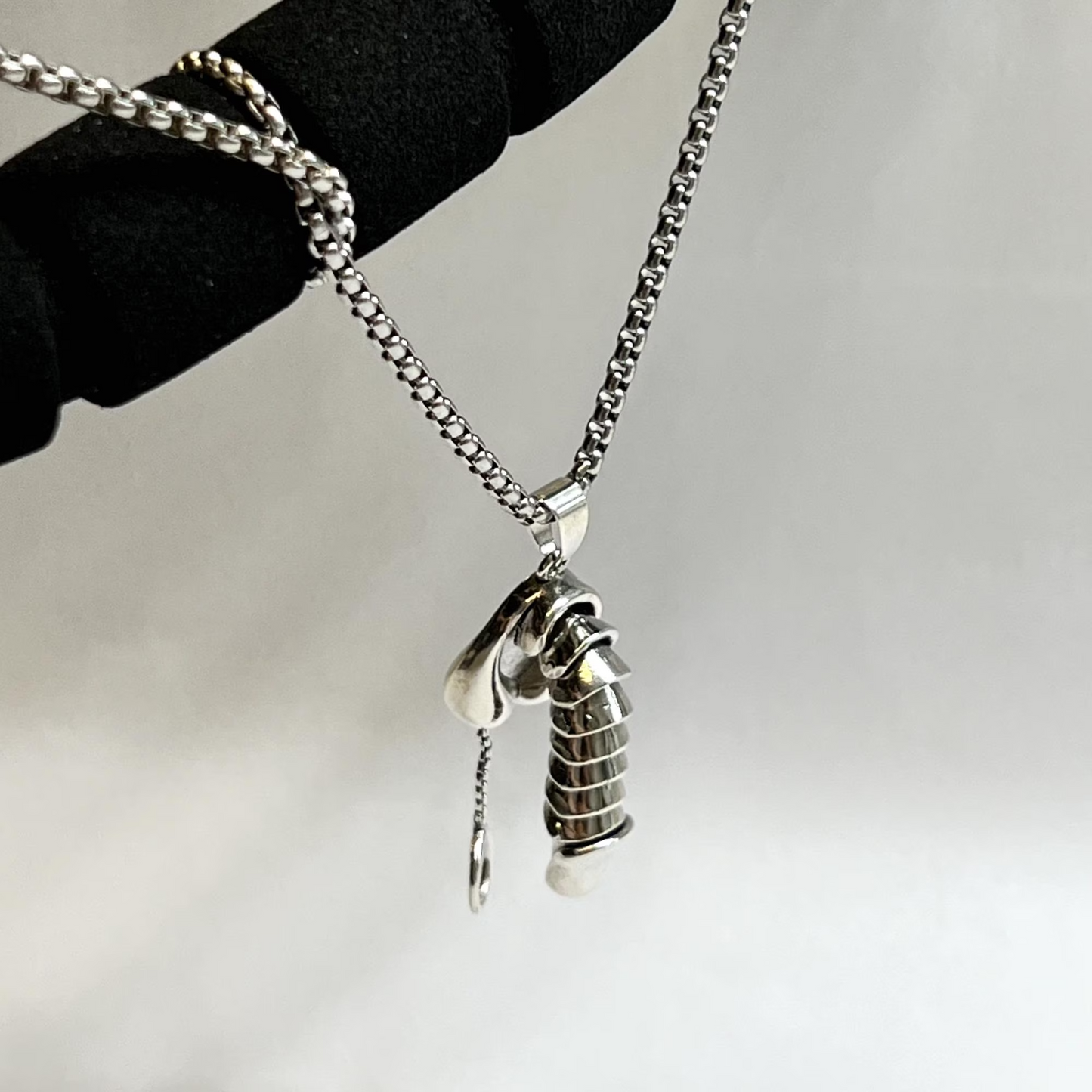 🤣Erectable Penis Pendant Necklace🤣